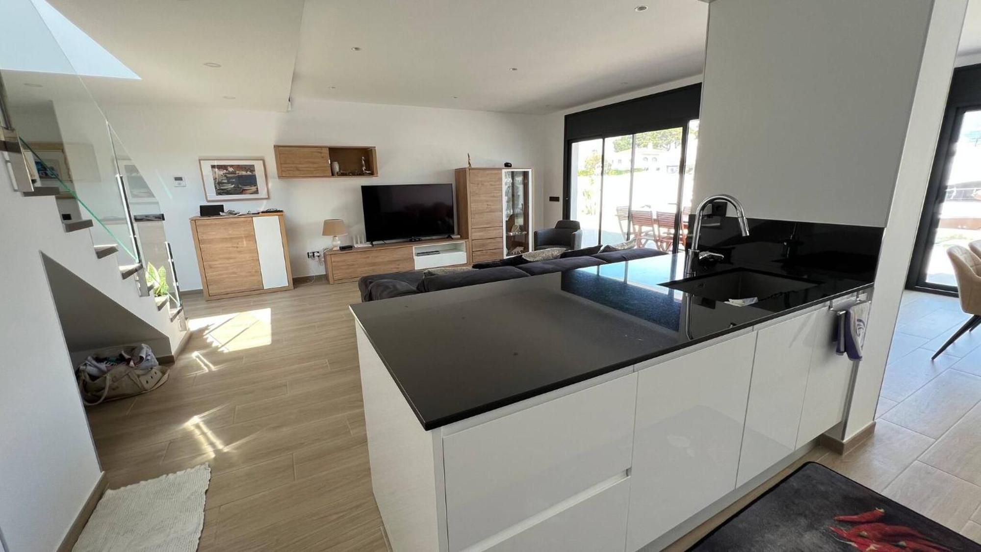 Holiday home Moderna Con Piscina Y Vistas Al Canal En
