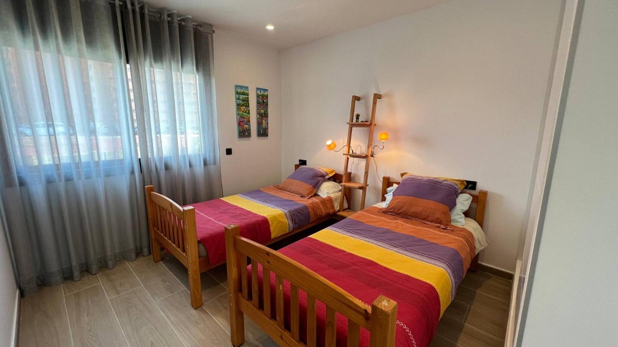 Holiday home Moderna Con Piscina Y Vistas Al Canal En